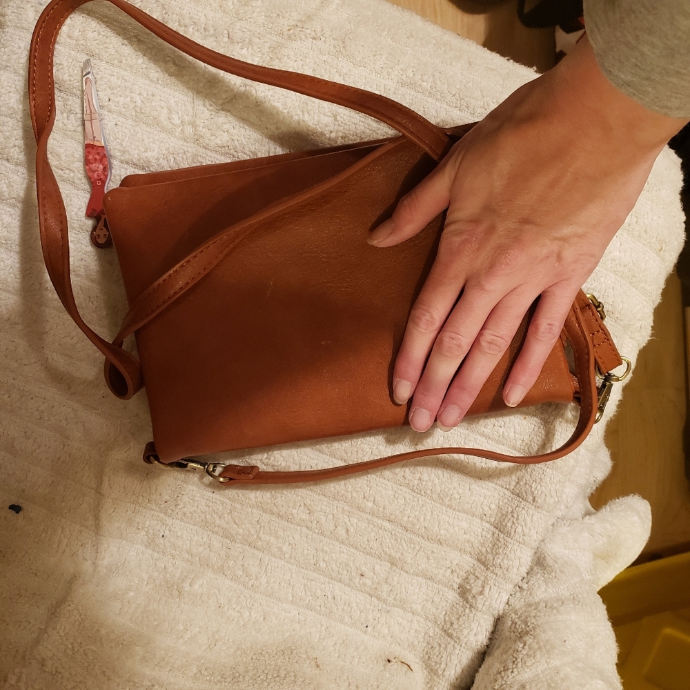 Tan crossbody